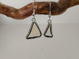 boucle d'oreille transparente (copie)