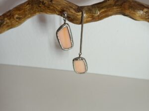 boucle d'oreille saumon